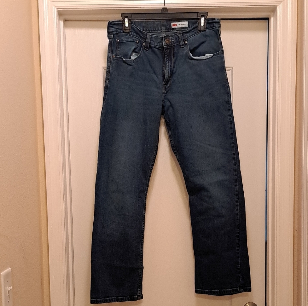 Wrangler Blue Relaxed Jeans Classic Fit